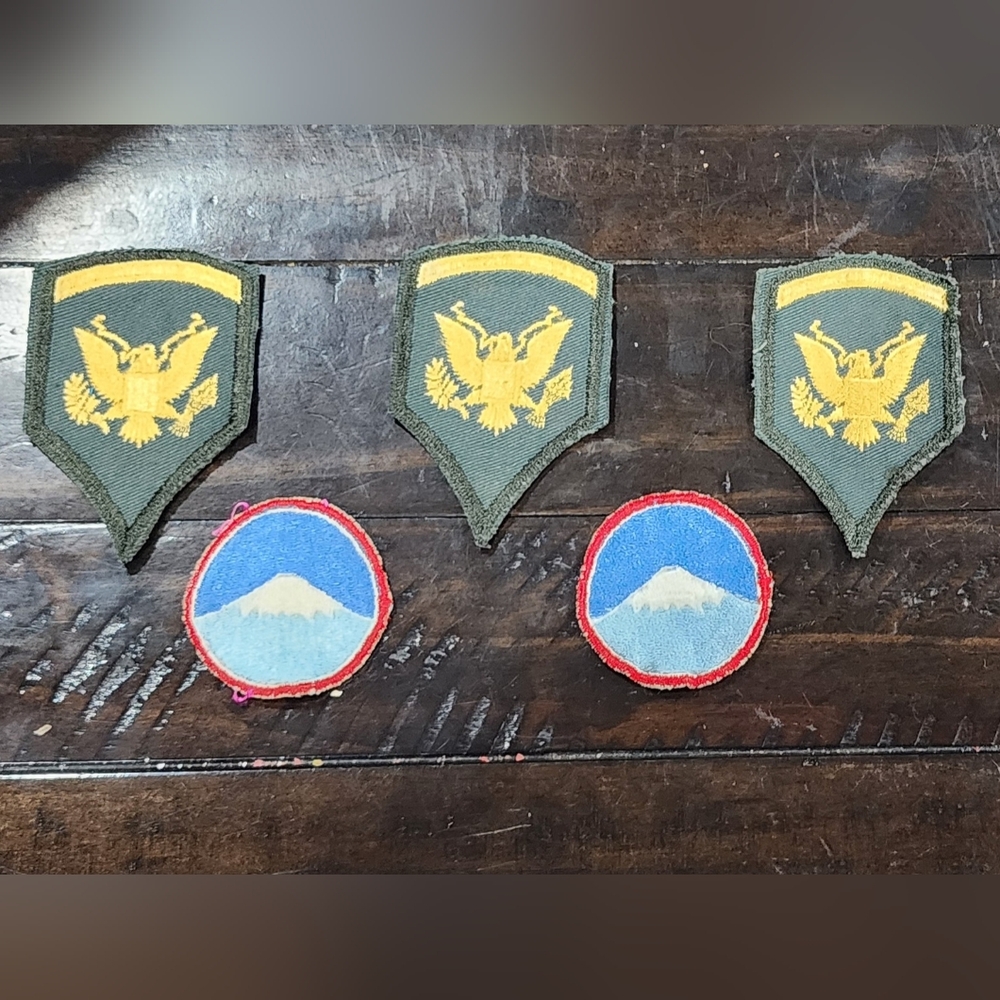 5 Each Vintage US Army Uniform Sew On Patches. Veteran War Militarycore